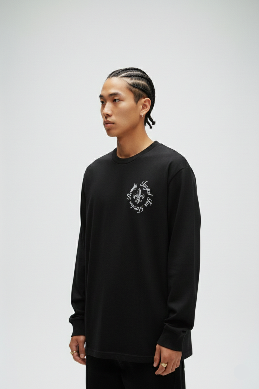 TIMELESS HEART LONG-SLEEVE TEE